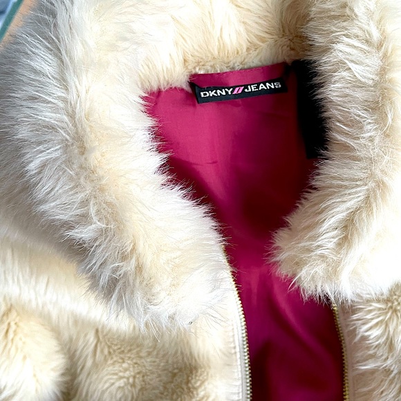 DKNY faux fur bomber jacket - Picture 6 of 7